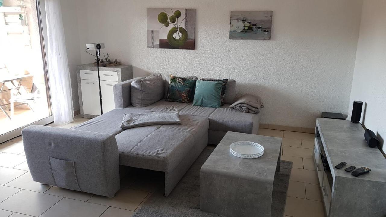 Easystay#4 Home Cinema Ferienwohnung In Kliniknaehe Mit Balkon, Boxspringbett & Netflix Бад-Ейнгаузен Екстер'єр фото