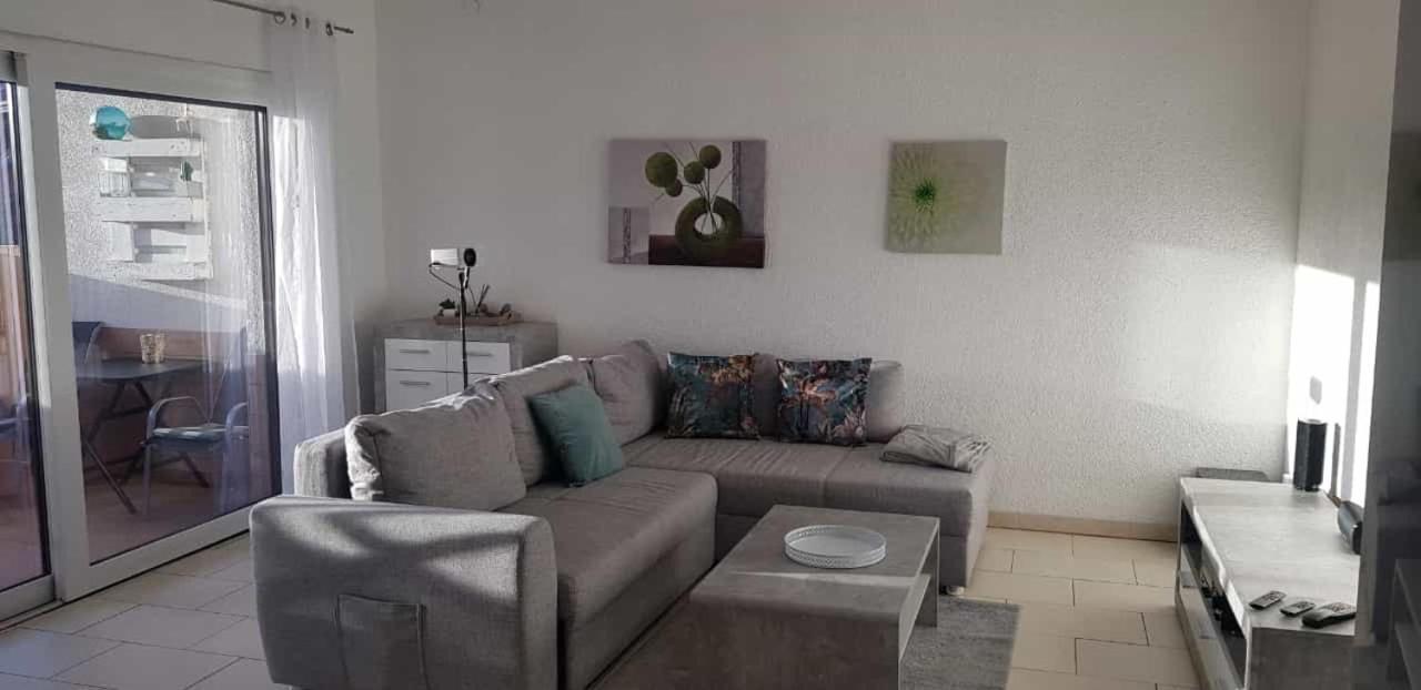 Easystay#4 Home Cinema Ferienwohnung In Kliniknaehe Mit Balkon, Boxspringbett & Netflix Бад-Ейнгаузен Екстер'єр фото