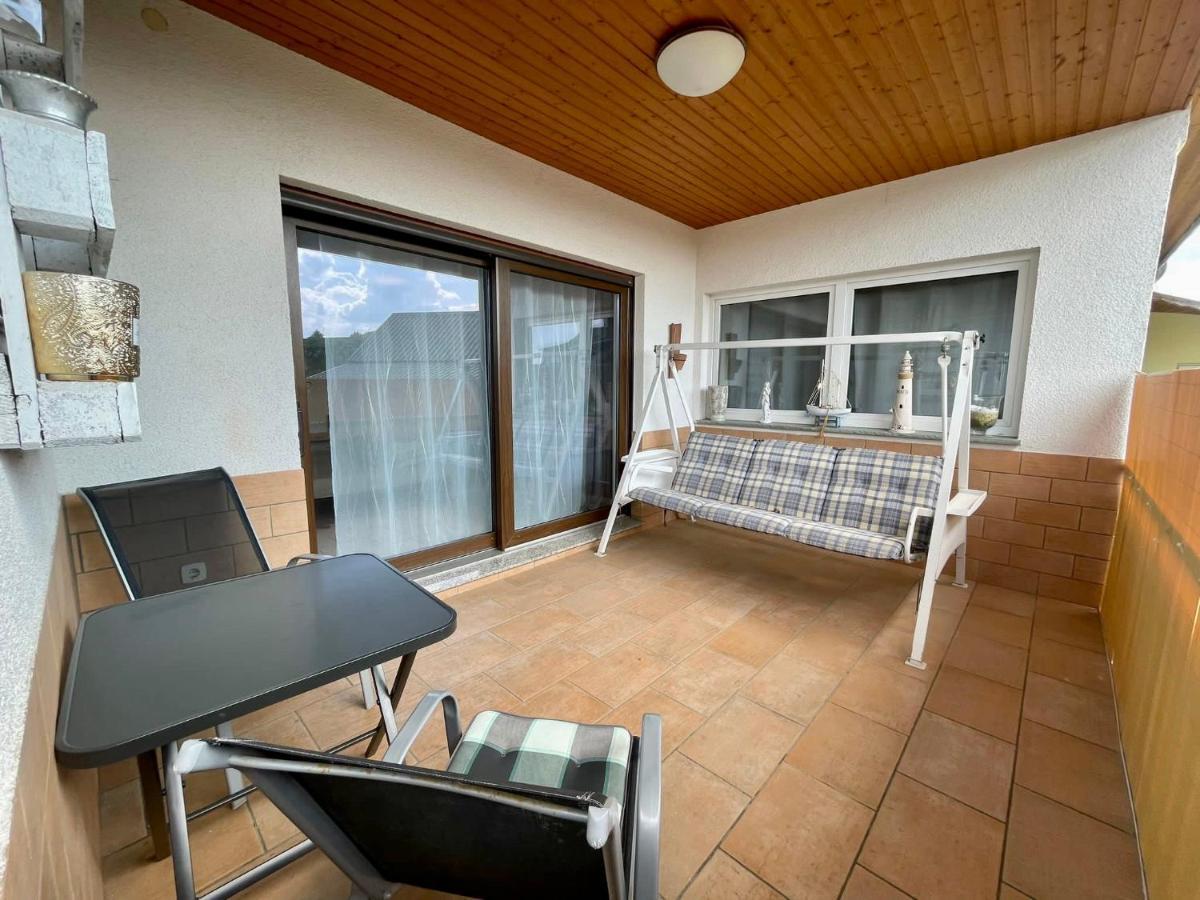 Easystay#4 Home Cinema Ferienwohnung In Kliniknaehe Mit Balkon, Boxspringbett & Netflix Бад-Ейнгаузен Екстер'єр фото